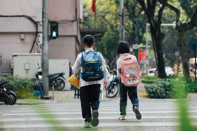 7 Southern Neighborhoods Where Kids Can Still Walk to Elementary School
