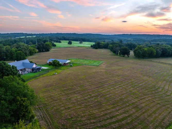 Fair Winds Ahead: Larry Puckett’s East Texas Dream at Fair Winds Ranch