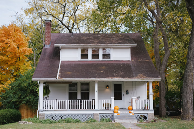 Signs to Look Out for if Your Roof Is Starting to Age