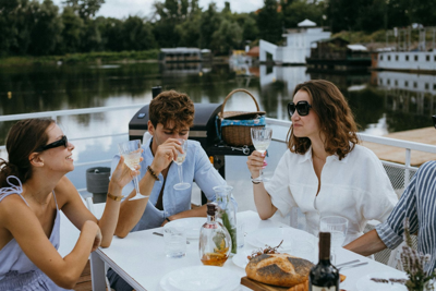 Fine Dining Experiences That Turn River Cruises into Floating Culinary Journeys