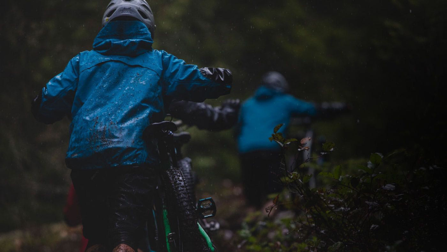 Conquer Every Trail with Must-Have Mountain Bike Accessories