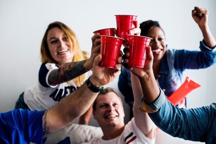 How to Host Your First Super Bowl Party (When You’re Not a Football Person)