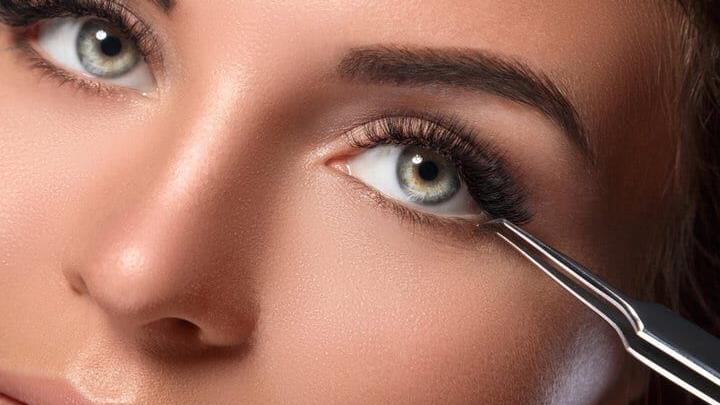 Boosting Your Income: Why Adding Lash Extensions to Your Treatment Menu Wins