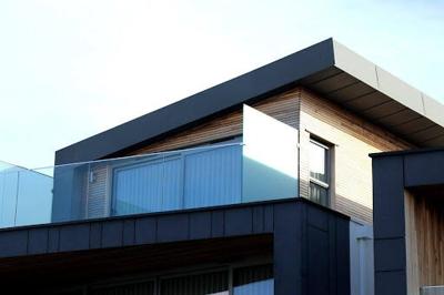 How to Spot Early Signs of Roof Damage