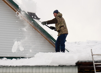 Unbeatable Reasons Homeowners Trust Asphalt Shingles for Roof Replacement in Cold Climates