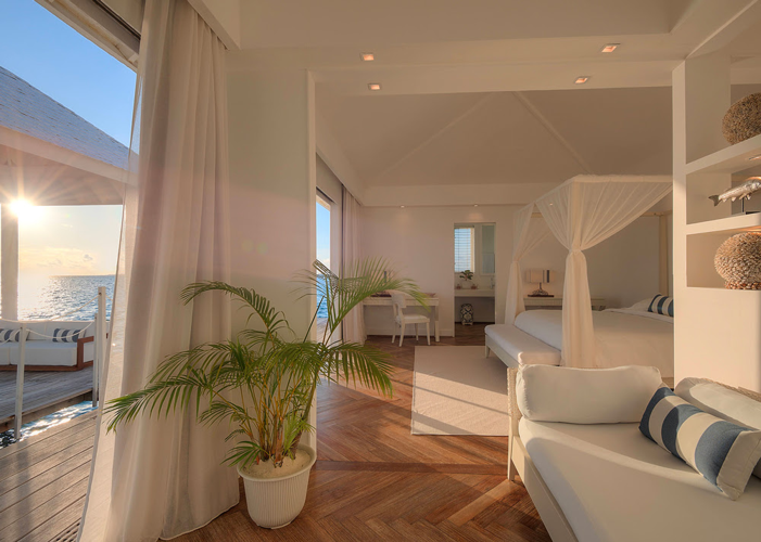 Slow Glamour in the Maldives at Diamonds Athuruga