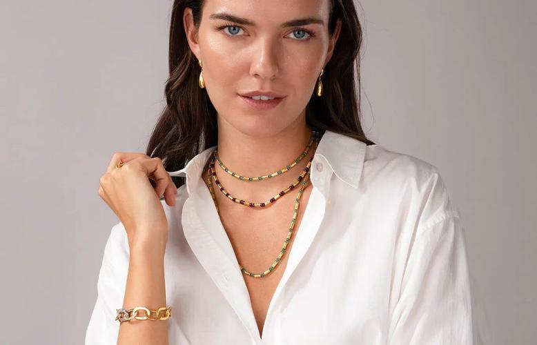 Summer Reflections That Shine in the City