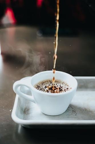 Coffee Connoisseur's Guide: From Bean to Cup, Unveiling the Perfect Brew