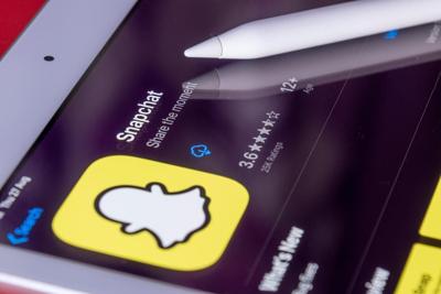How to Recognize Blackmail on Snapchat Before It’s Too Late