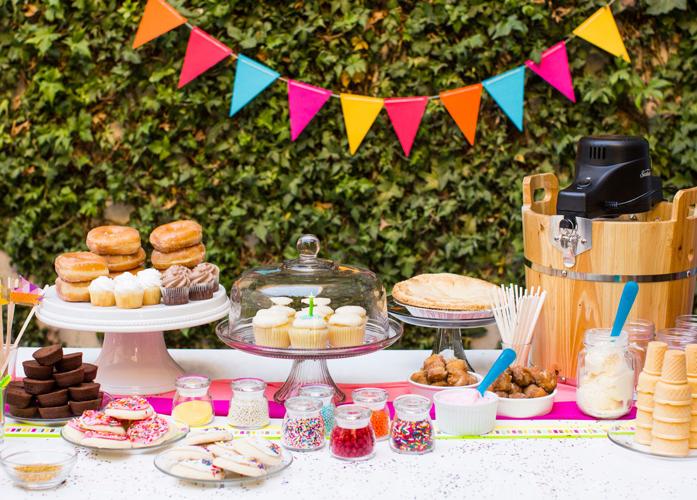 Everything You Need to Host a Beautiful Backyard BBQ