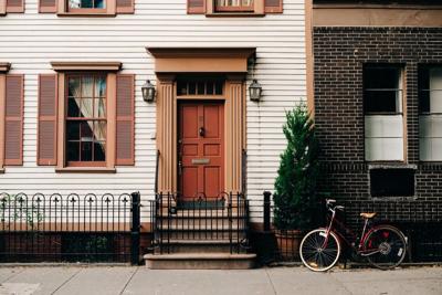 Michelle Kam Explores How Neighborhood Factors Influence Real Estate Values