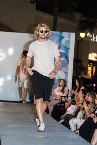 Photos by Henh Chenh