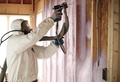 How a Spray Foam Installation Company Improves Energy Savings