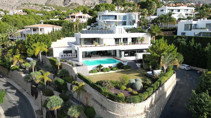 A beautiful villa with a pool in Spain