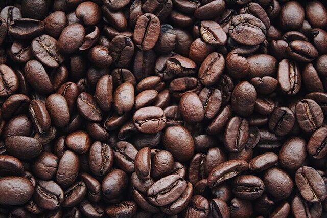 A Simple Guide to Find All About Coffee Beans and How to Choose the Perfect Ones