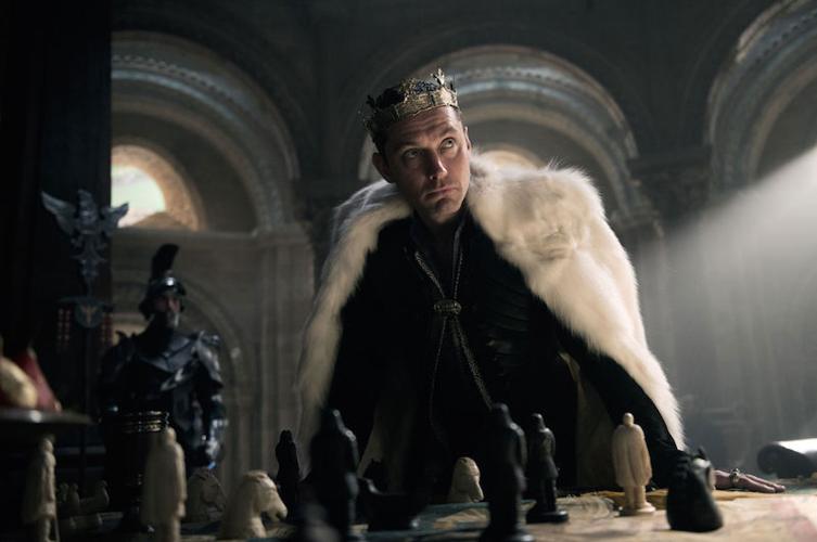 "King Arthur: Legend of the Sword" Review