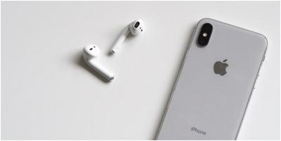 How to Clean Every Part of Your iPhone