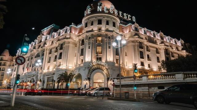 Art at Le Negresco
