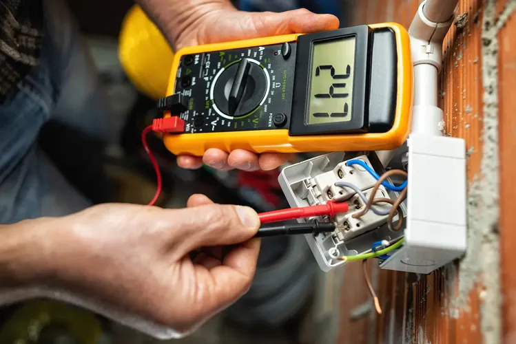 Licensed Electrician vs. DIY: Why Professional Electrical Work Matters