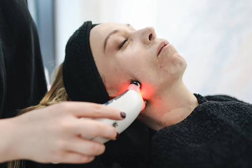 Revitalizing Your Look: A Guide to Cutting-Edge Cosmetic Procedures