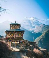 Trekking-Inspired Decor: Nepal's Annapurna Circuit Trek Ideas