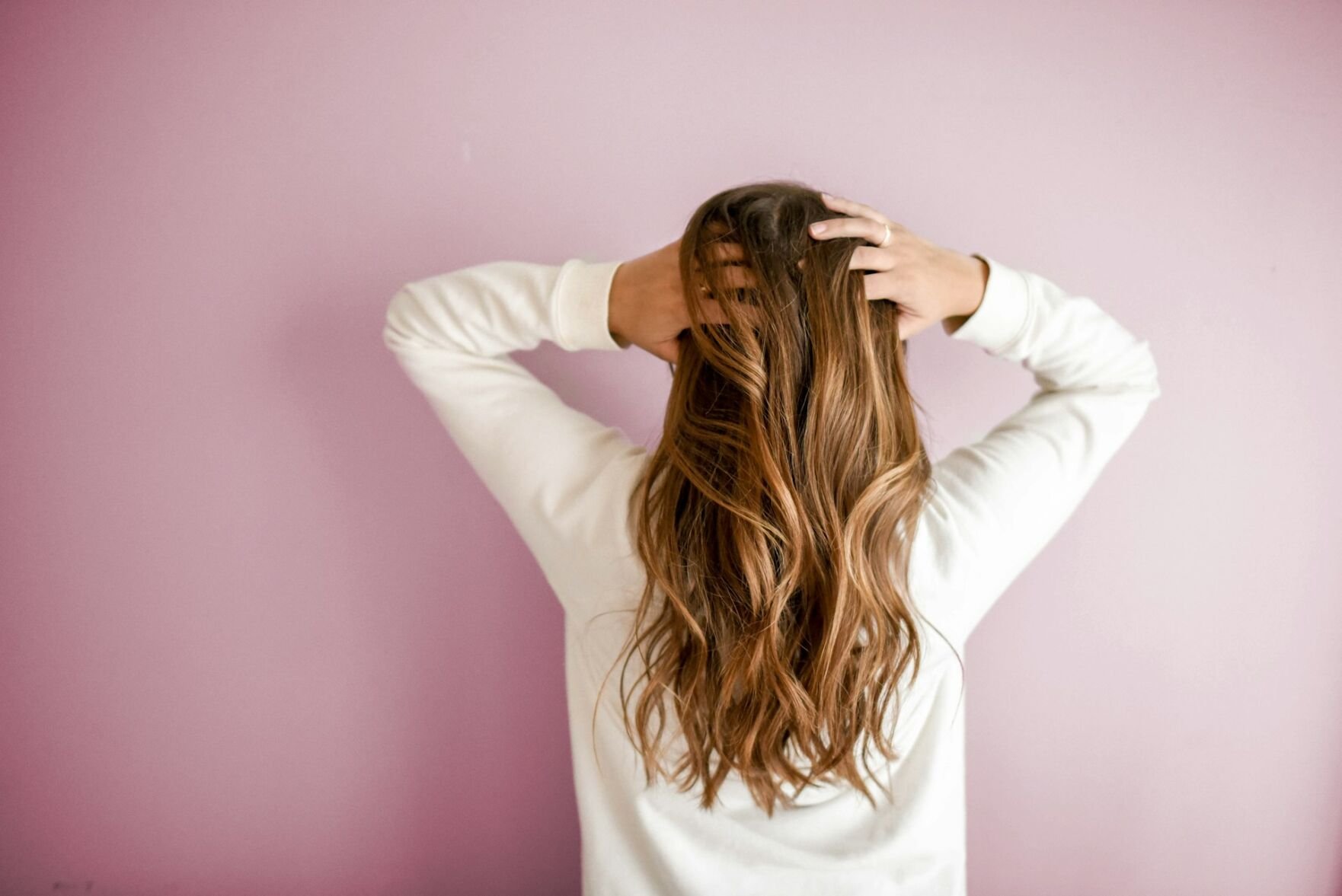 Woman transforms her appearance with a new hairstyle