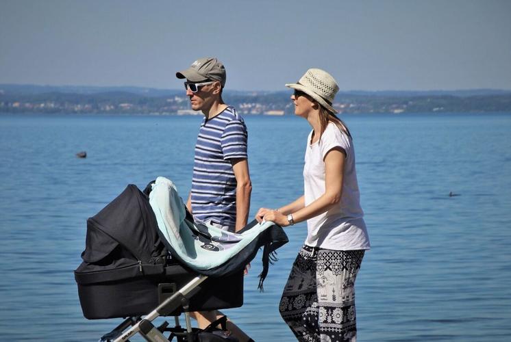 Navigating Urban Life And Travel With Modern Baby Strollers
