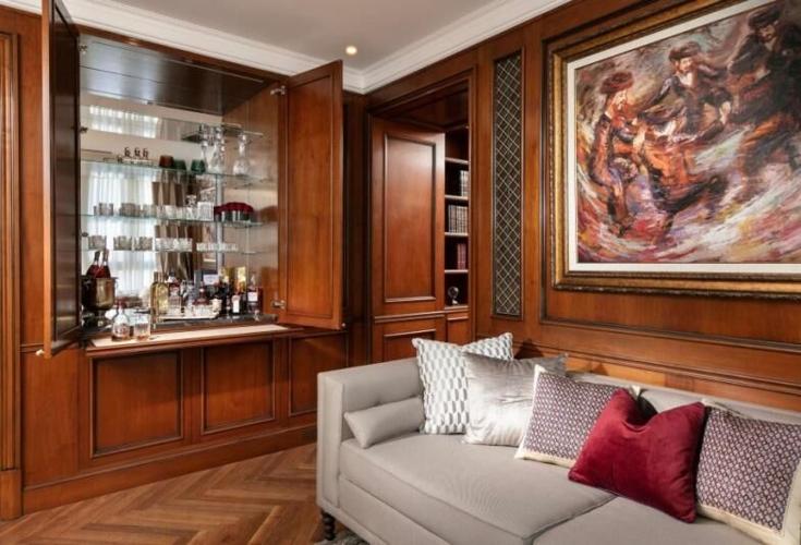 Brace yourself, winter is coming – Annette Frommer recommends elements that provide that extra warm feel