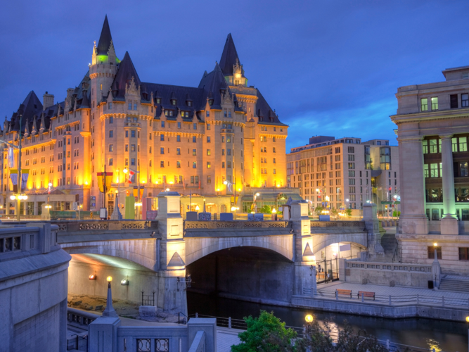 8 Cities With Luxury Properties in Canada
