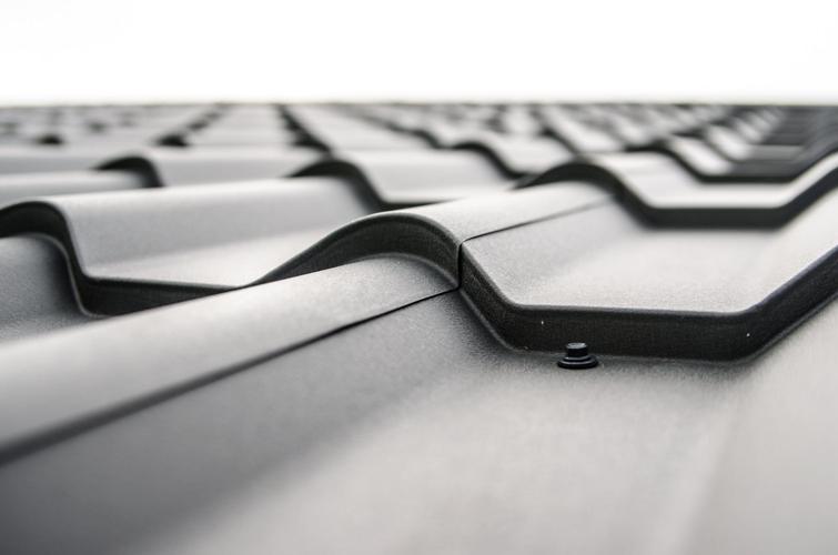 12 Roof Care Tips for Minnesota Homeowners