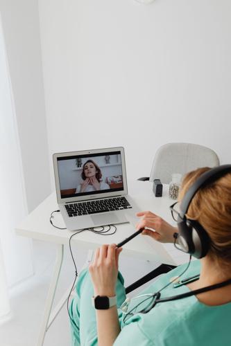 How Telemedicine is Revolutionizing Healthcare Accessibility