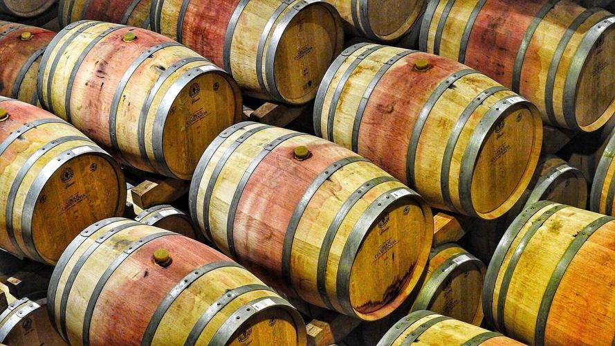 Cellaring and Aging Wines: Unlocking the Beauty of Time (2)