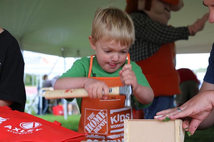 Kids Building Wisconsin visits McKee Farms Park | Community ...