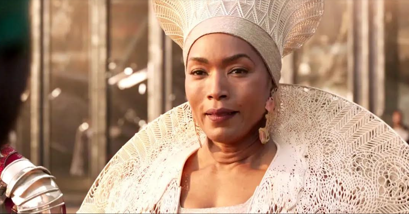 Angela Bassett to receive honorary Oscar - Vimarsana News