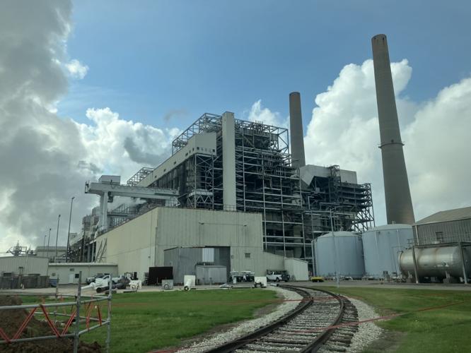 Environmental advocates call for closure, conversion of NRG plant