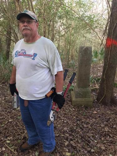 Oak Hill Cemetery cleanup