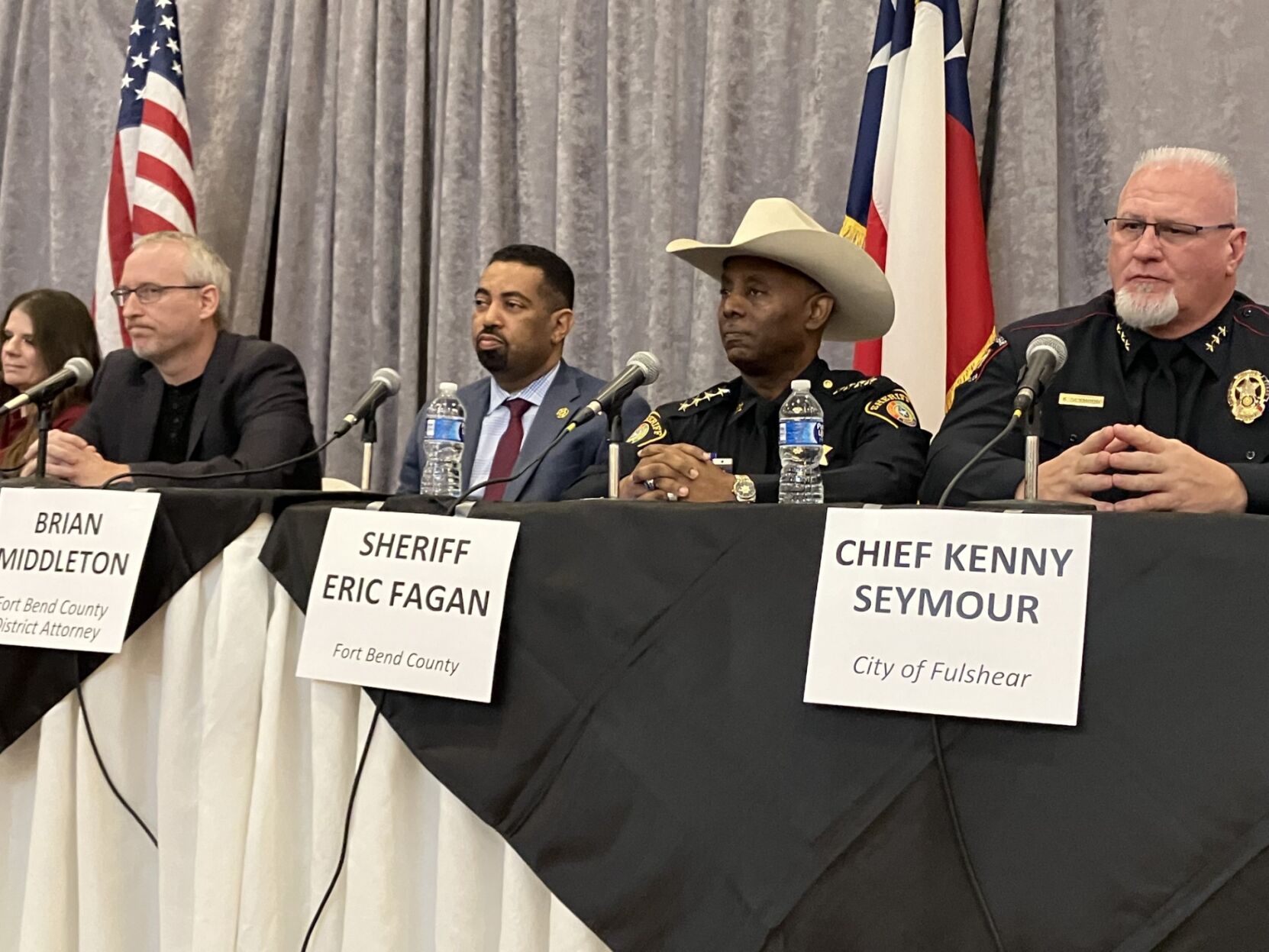 Fort Bend law enforcement officials discuss crime stats at forum ...