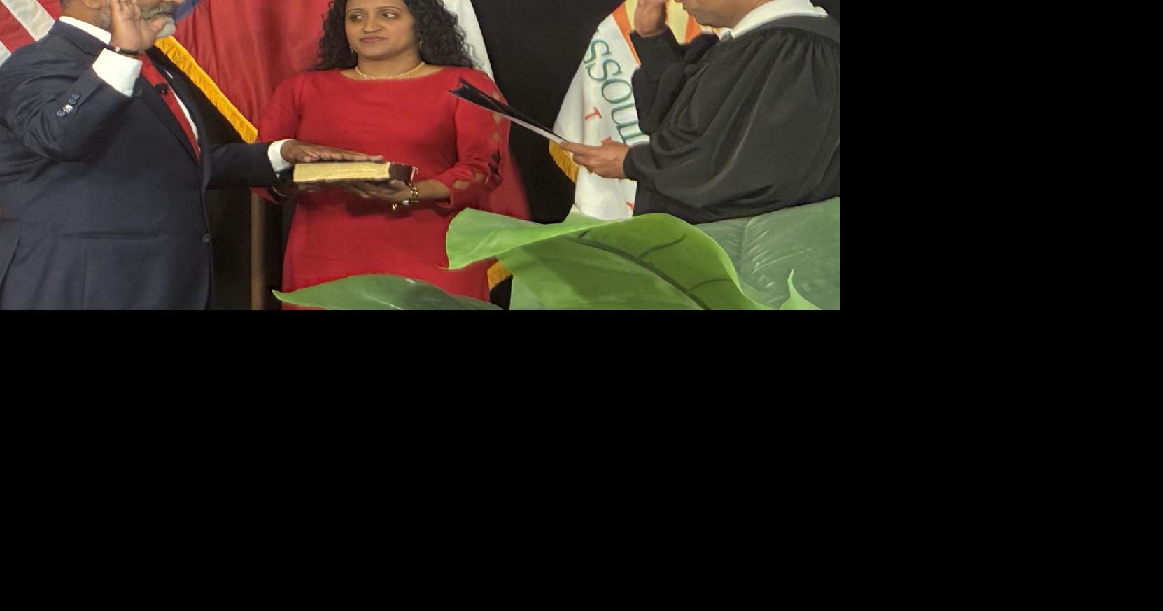Elackatt, other Missouri City officials sworn in after election (w ...