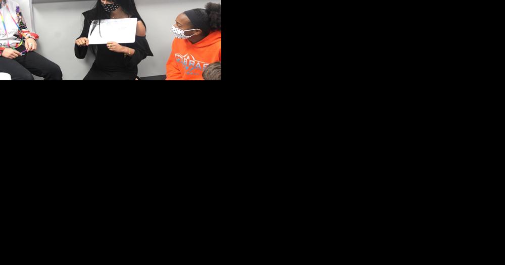 Fort Bend students report mixed bag during pandemic learning - Vimarsana News