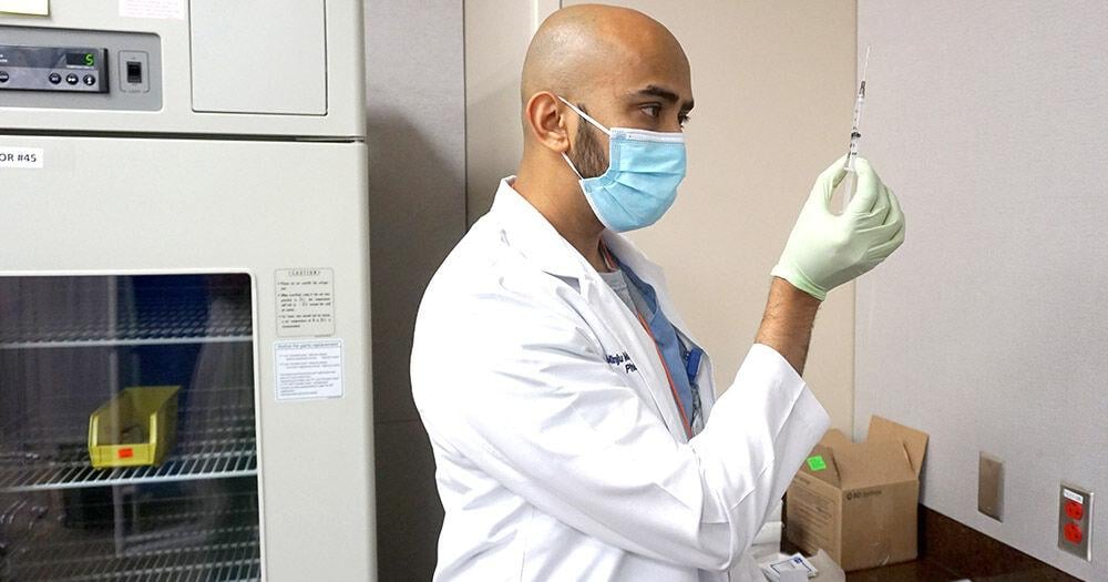 Local health experts bracing for possible omicron surge