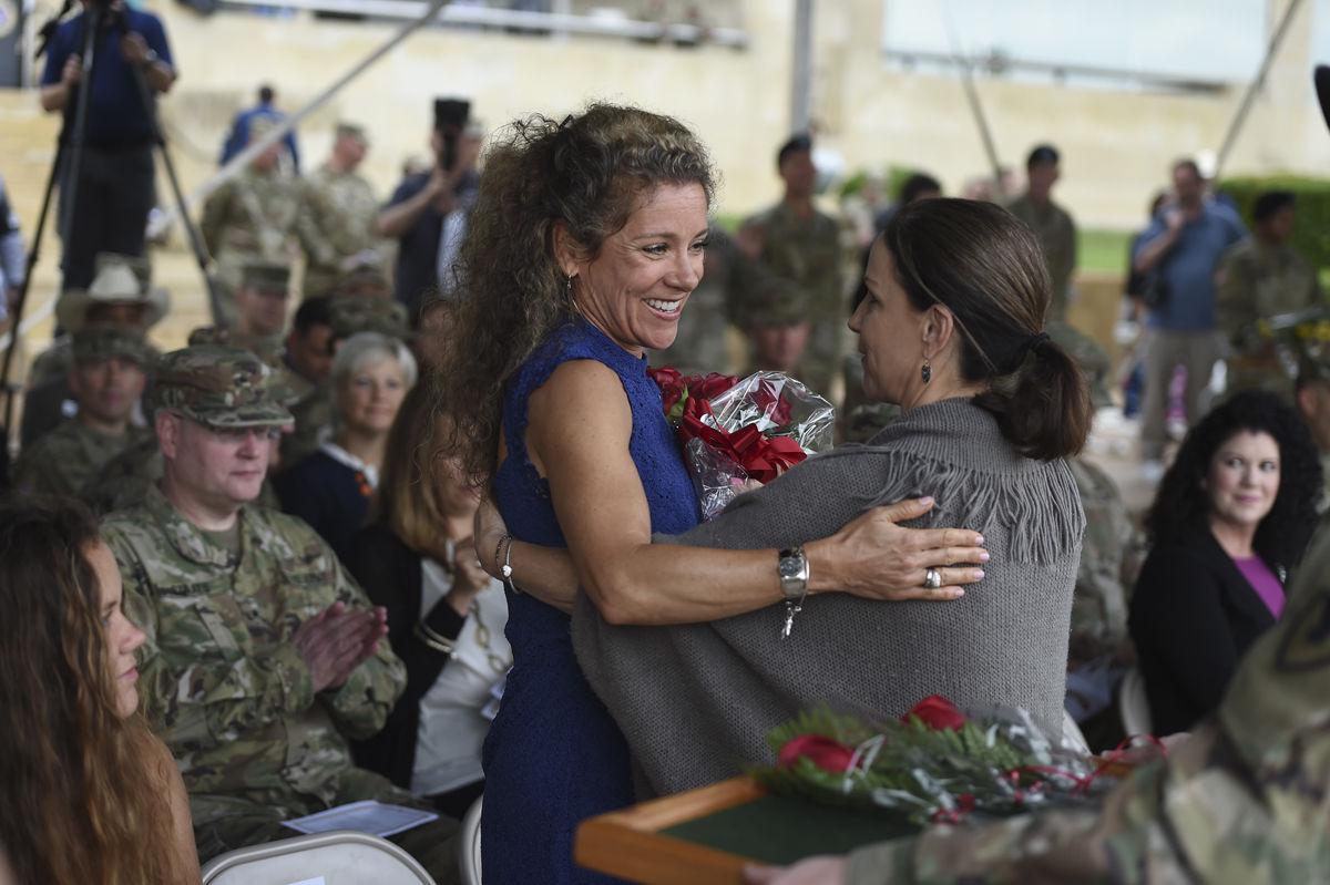 Perry Leaves Legacy Of Trust Teamwork Selfless Service News Forthoodsentinel Com
