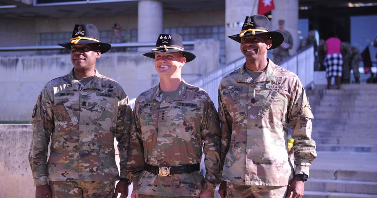 Commandist Iii III Corps welcomes new command sergeant major | News | forthoodsentinel.com