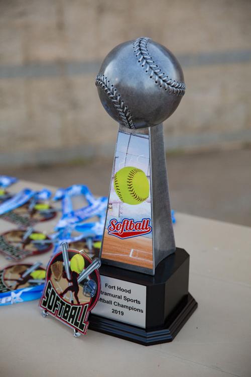 Intramural Softball Championship020_Blair Dupre.jpg