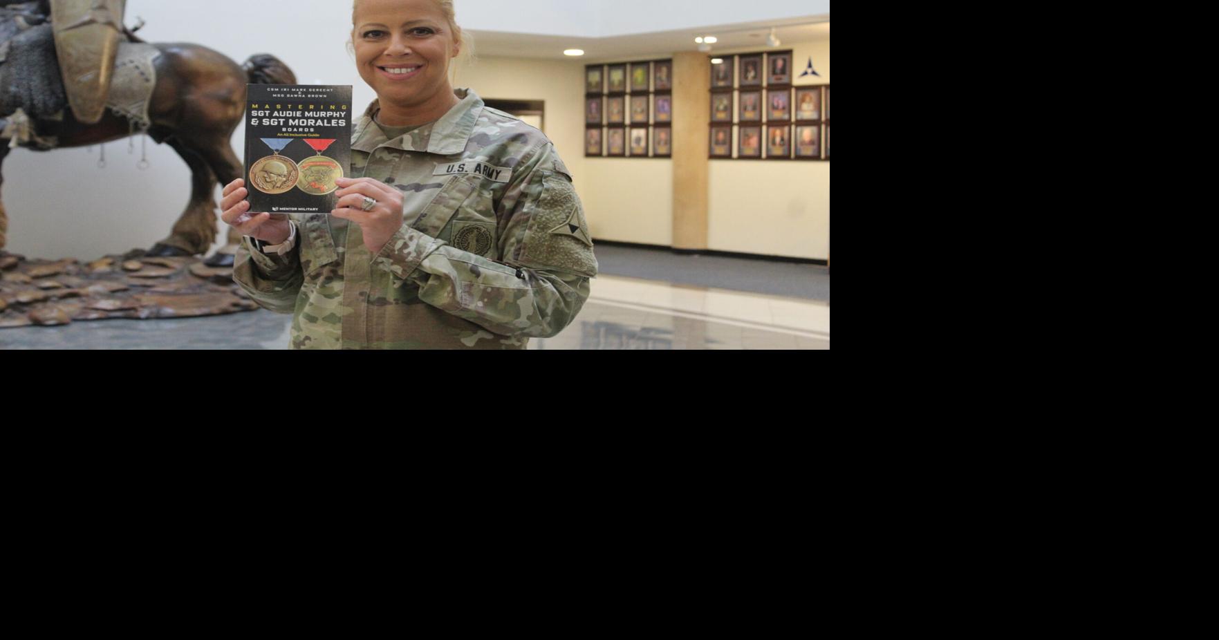 Fort Hood Soldier authors board guide | News | forthoodsentinel.com