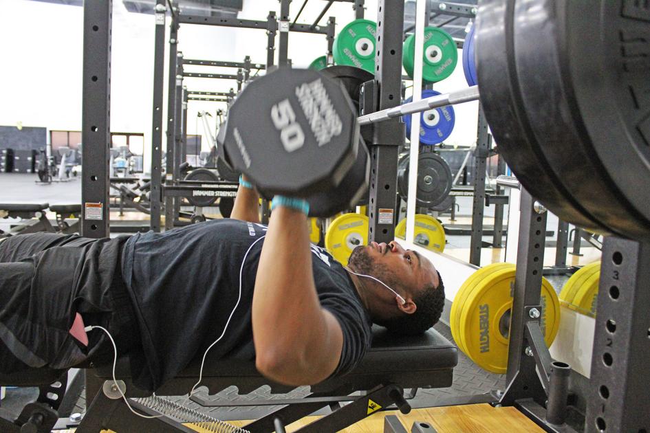 Gyms Begin Opening For Active Duty Only News Forthoodsentinel Com