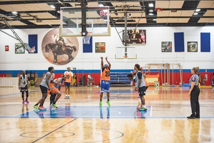 Intramurals bounce back with basketball | Living | forthoodsentinel.com