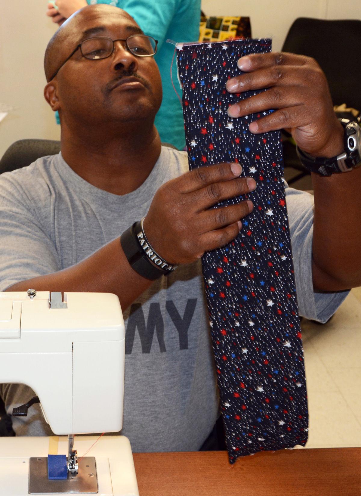 Fort Hood S Wtb Soldiers Enjoy New Challenge Of Quilting Sewing