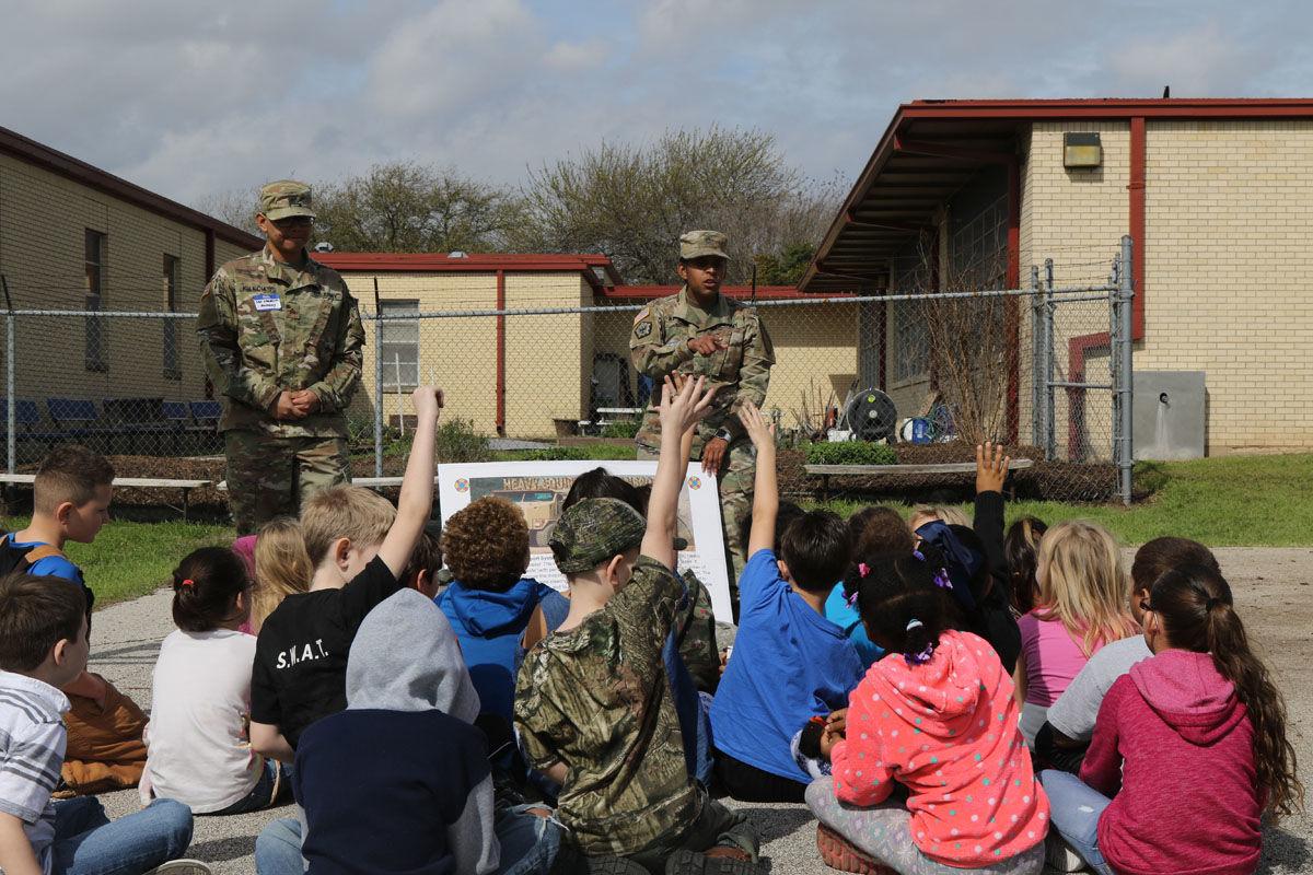 Soldiers educate Temple elementary kids News