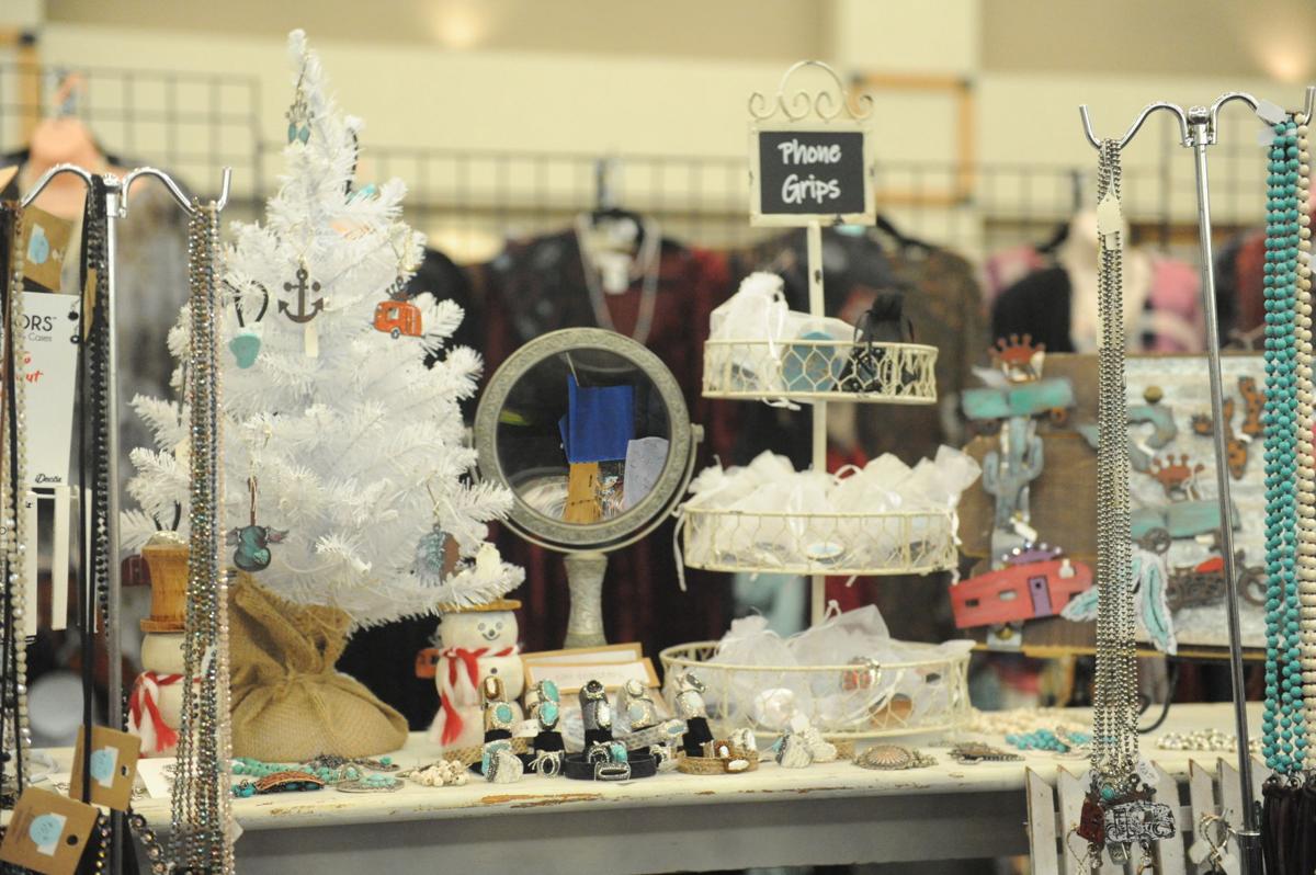 Fort Hood Spouses Club 37th Annual Holiday Bazaar News