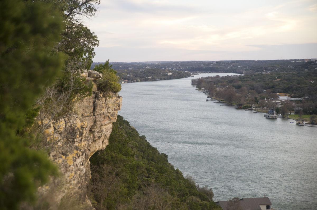 Is Mount Bonnell Open On Christmas Day 2022 Mount Bonnell At Covert Park | Traveling Soldier | Forthoodsentinel.com